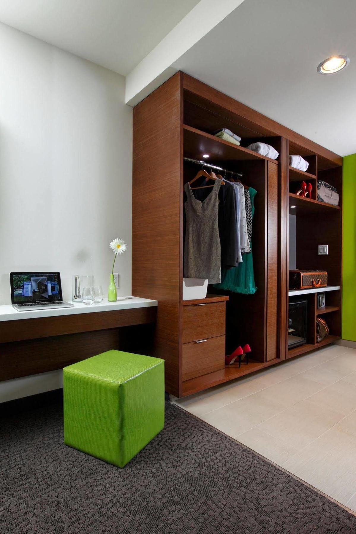 Hotel Mere 4*